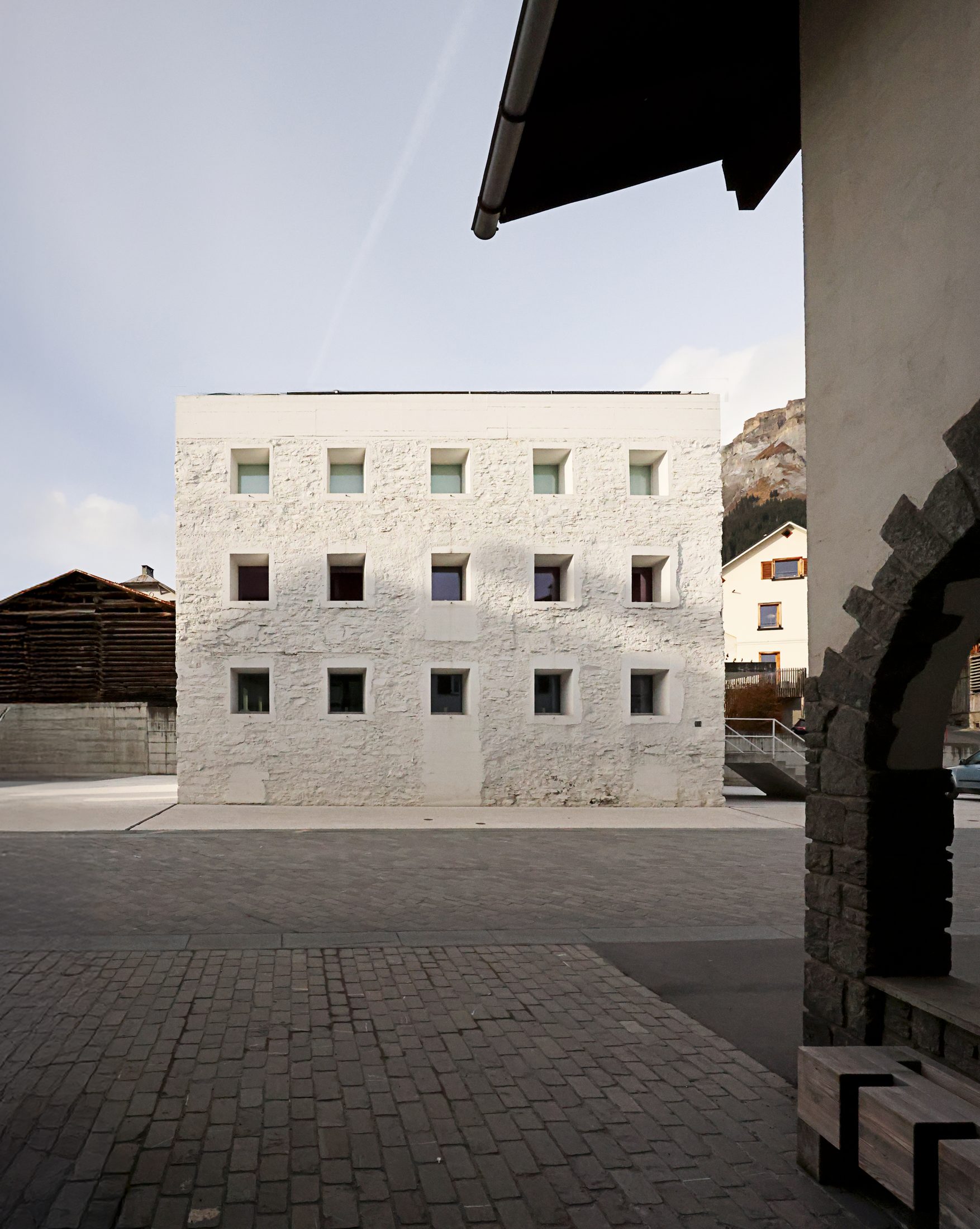 La Maison Jaune — Rudolf Olgiati, Flims, Suisse — photographie Koja Studio, vue 3