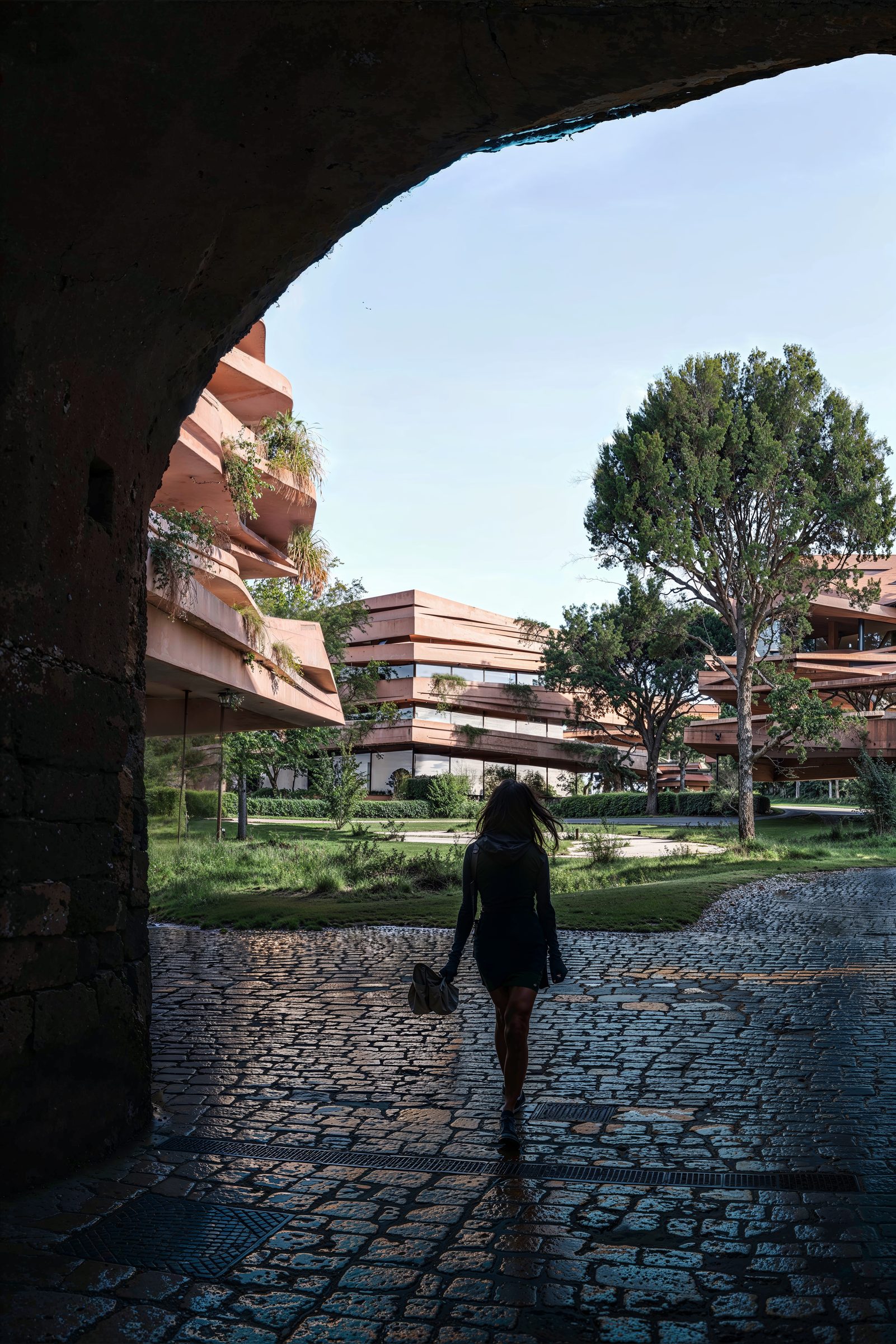Programme mixte logements et hôtellerie — Kengo Kuma & Associates · Faro, Portugal · 2025 — vue 2